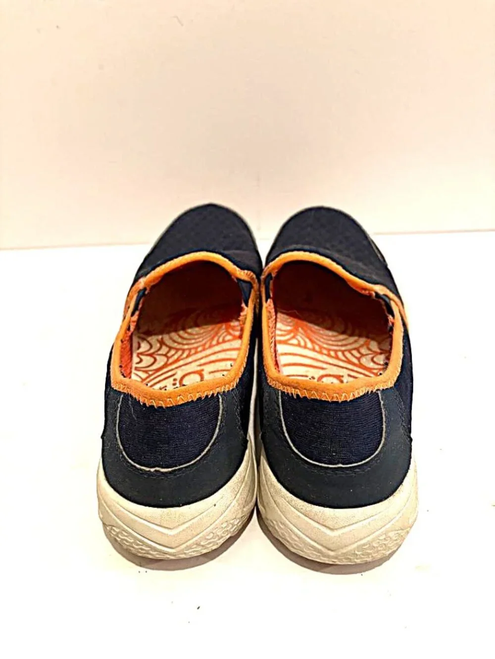 Women's Ryka Harlow Navy Blue & Salmon Slip on Comfort Sneaker Shoes size 7